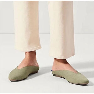 Rothy's The Almond Demi Mule Cedar Green Size 10 NWT